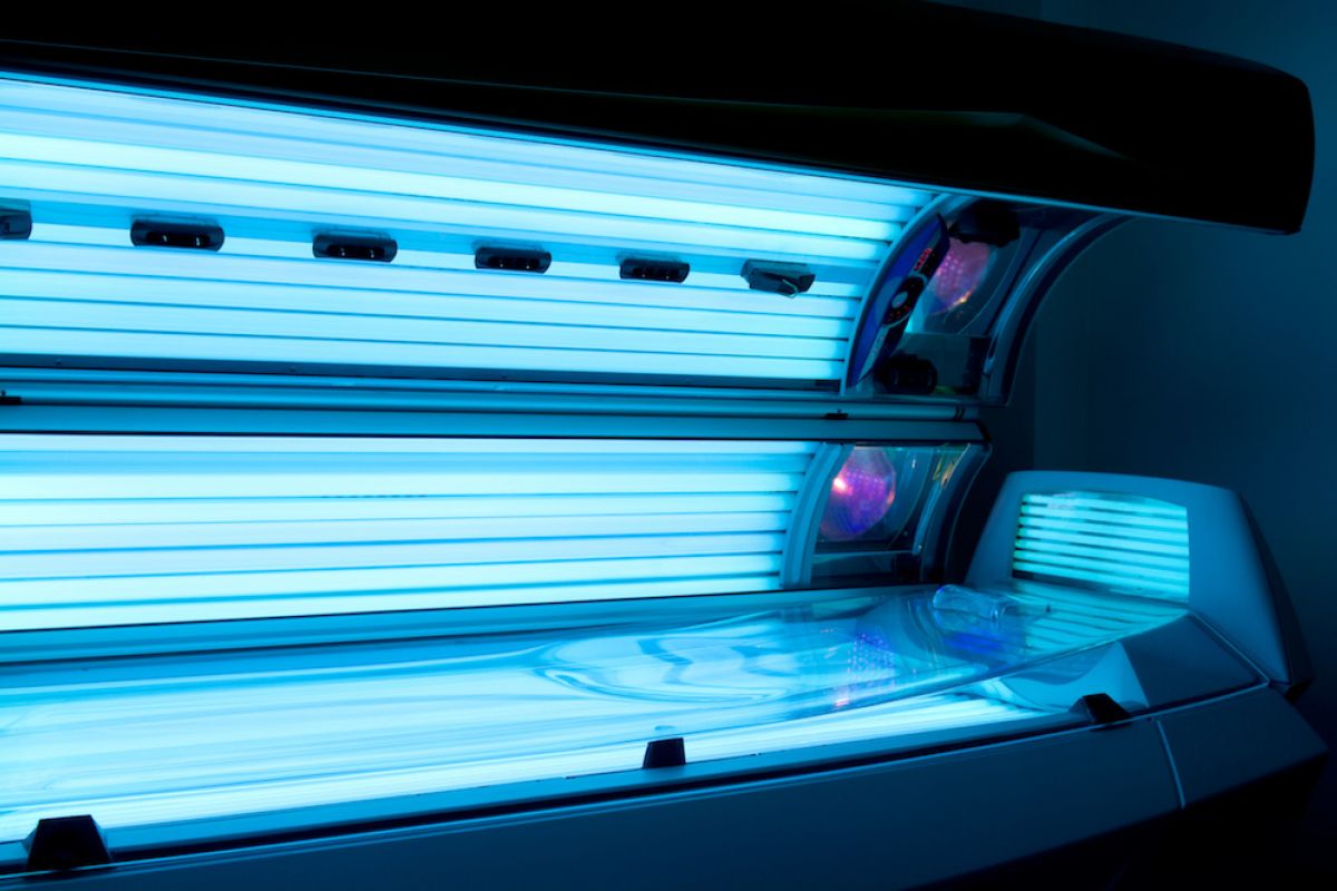 The Truth About Tanning Beds 4 Lies Tanning Salons Tell You Roswell   Tanning Bed Salon Lies 