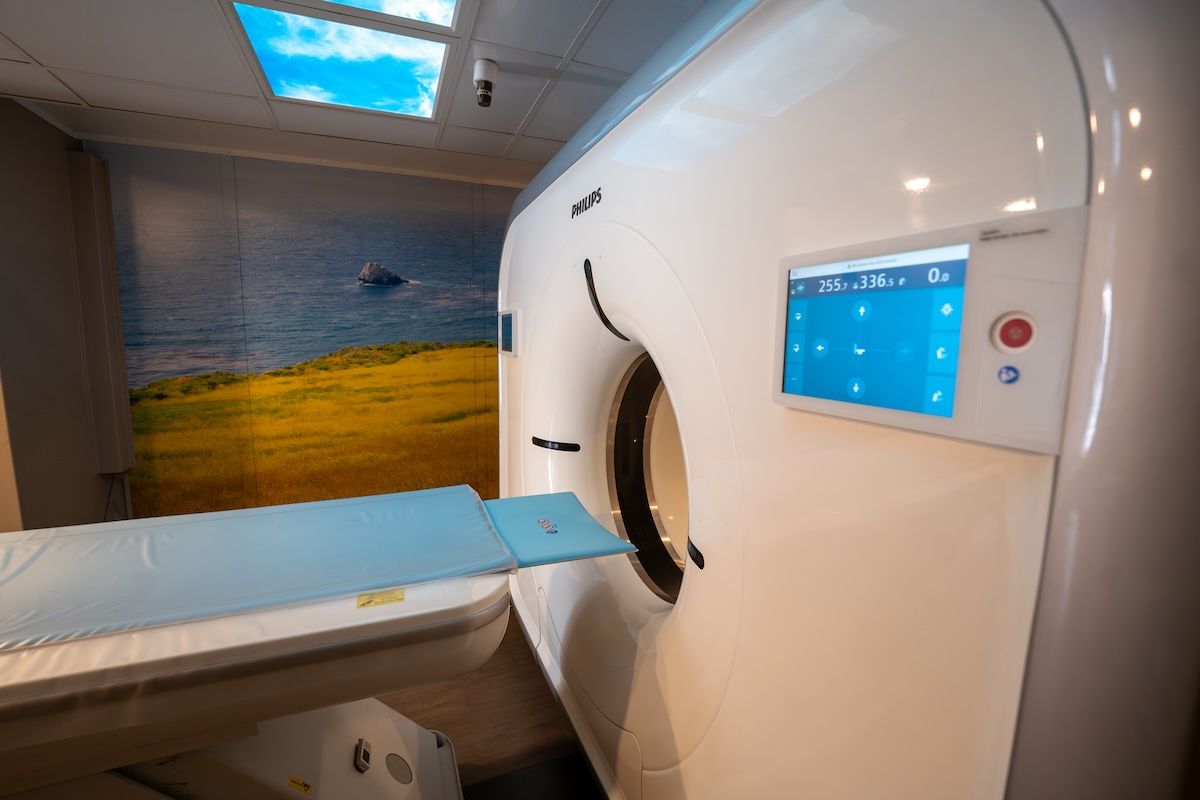 Photo shows the inside of Eddy CT machine for lung cancer screening 